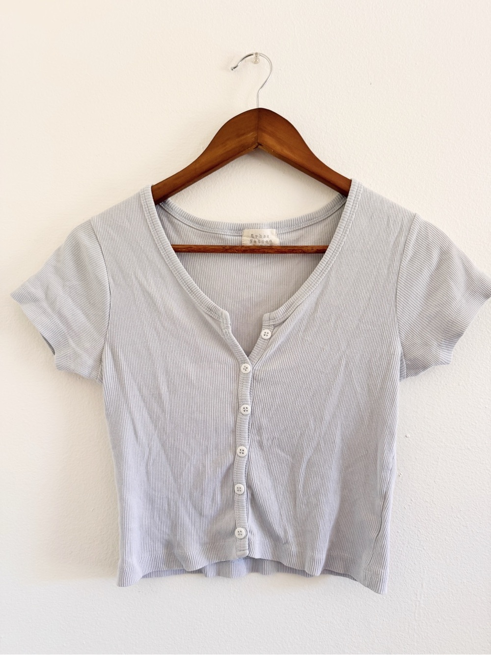 Urban Nation Light Gray Ribbed Button-Front Crop Top Medium